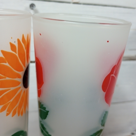 Set of 2 Vintage Libbey Frosted Glasses With Flowers, Vintage Floral Tumbler - Picture 5 of 10